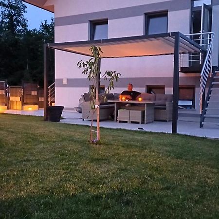 Apartmaji Stars Mavcice Zewnętrze zdjęcie